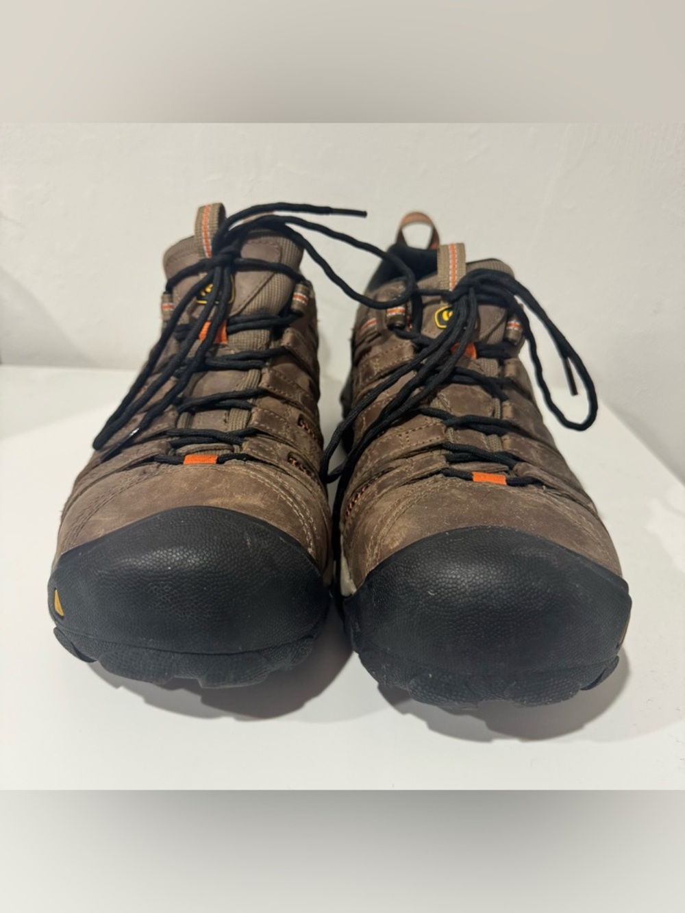 Keen Men’s Targhee Hiking Shoes
